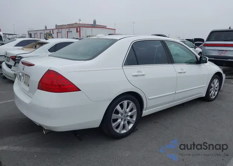 2007 Honda Accord 3.0 Ex from USA, damaged, VIN 1HGCM66577A027807